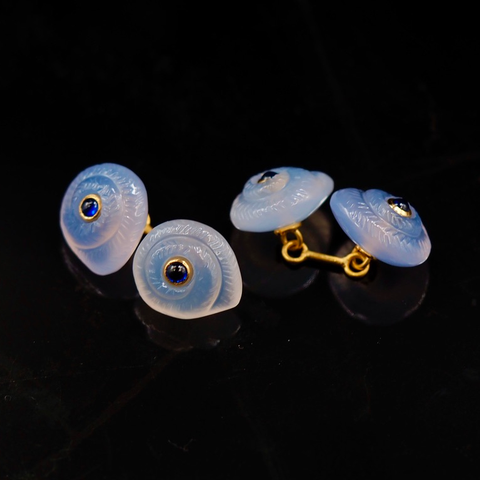 Cufflinks